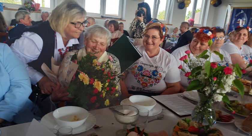 Koło Gospodyń Wiejskich w Obrowie działa od 60 lat - były huczne obchody
