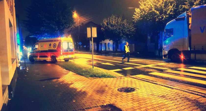 Potrącił 46-latkę na przejściu dla pieszych