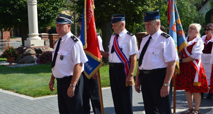 Ożarów podziękował za plony 