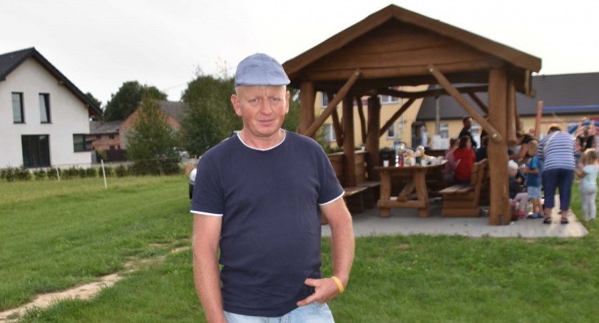 Ma zaplecze pomocników