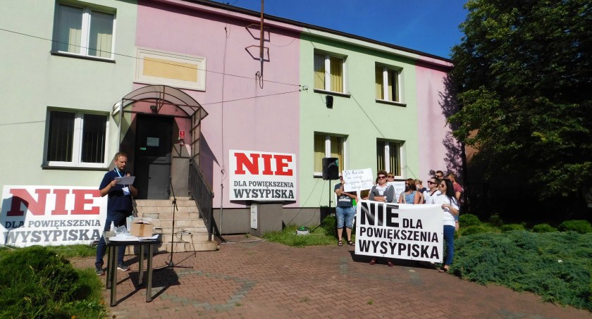 Ciągle śmierdzi