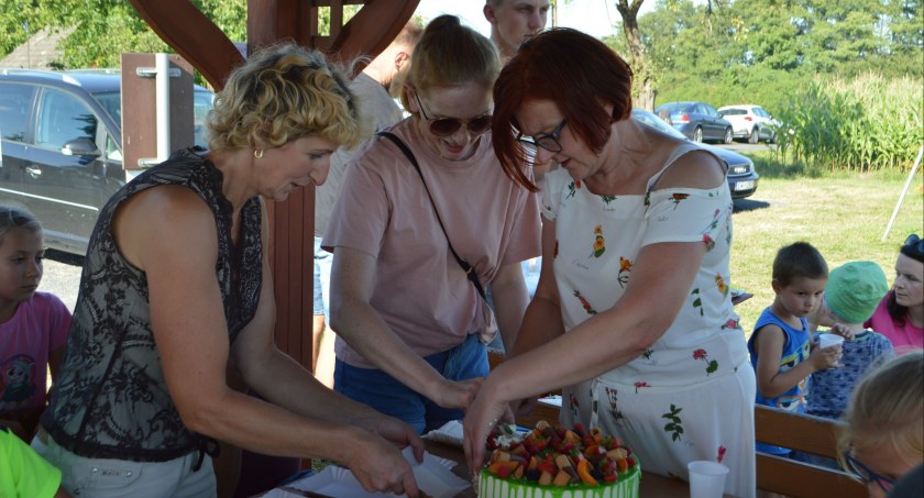 Wyprawili swojej wiosce urodziny 