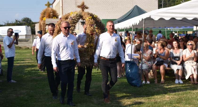 Dożynki gminy Wierzchlas 2023 - Jajczaki i Strugi gospodarzem po 10 latach 