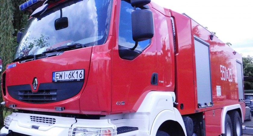 Trafił do szpitala po uderzeniu w drzewo