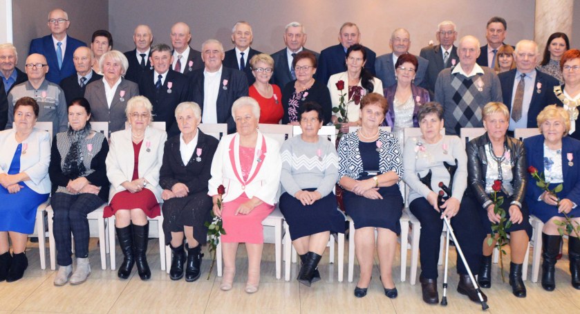 Nie wystarczy kochać. Małżonkowie ze złotym i szmaragdowym stażem