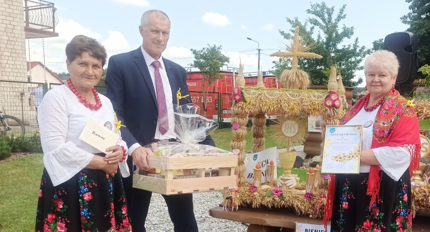 Dożynki gminy Pątnów w tym roku w Załęczu Małym - z tej okazji powstały piękne wieńce