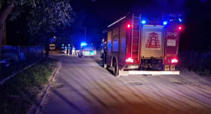 Nocna akcja strażaków - zapalił się transformator 
