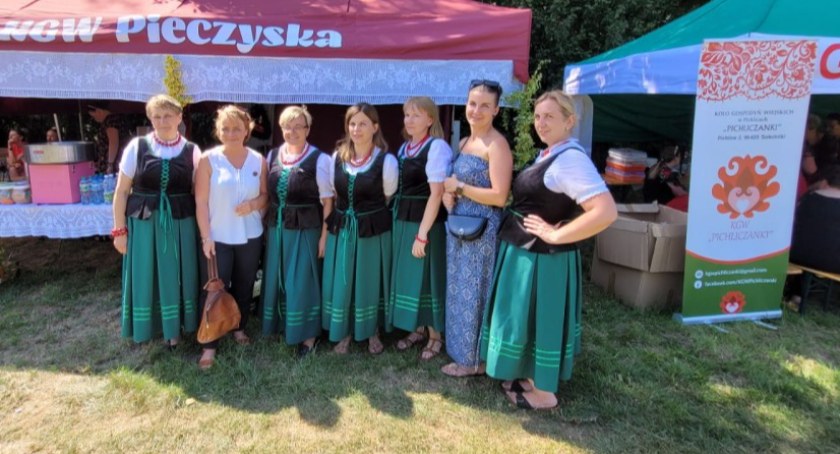 Dożynki w Pieczyskach - dobre jedzenie, pokaz motocykli i występy muzyczne