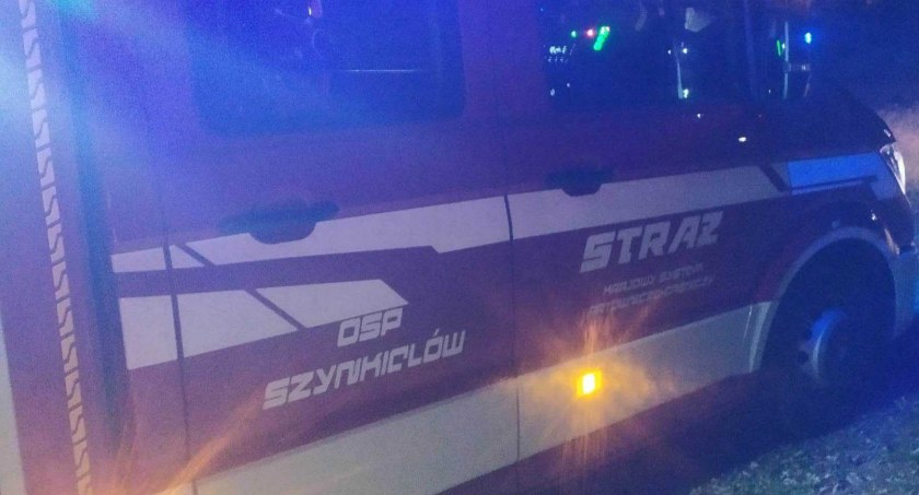 Osobówka spaliła się pod oknami wójta