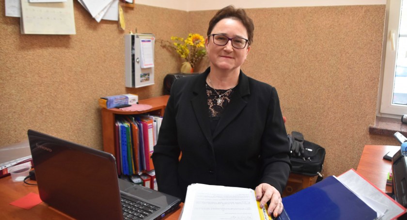Więcej pracują z rodziną 