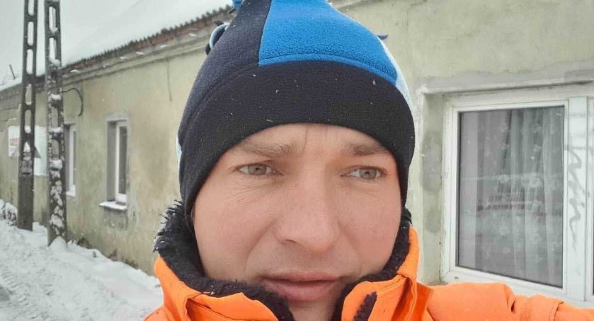 Pługi zasypują mu chodnik 