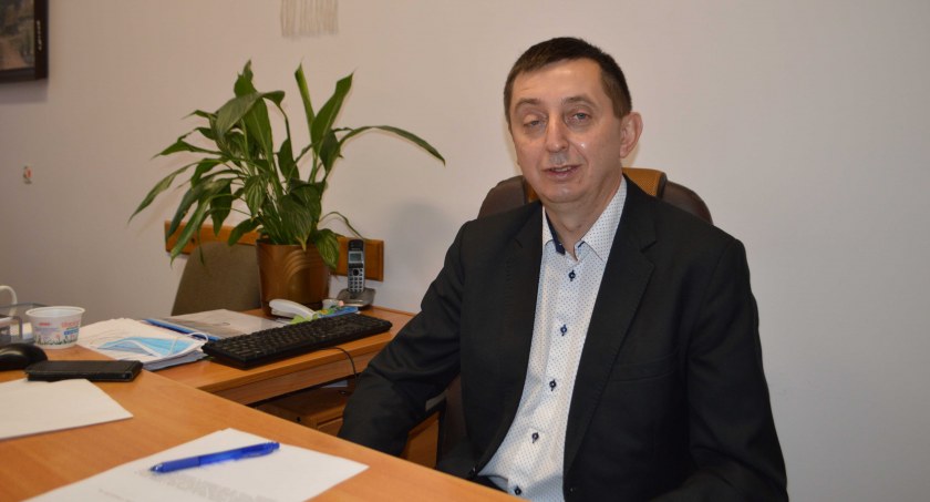 Przeładowane tiry niszczą drogi
