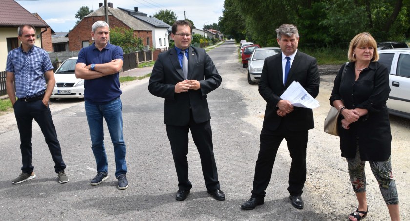 Jest wykonawca na wiadukt