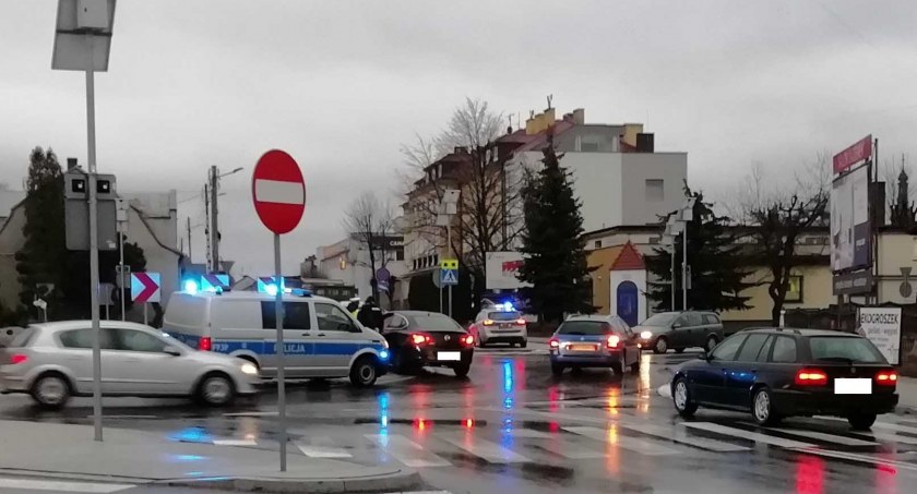 Nie udzielił pierwszeństwa 