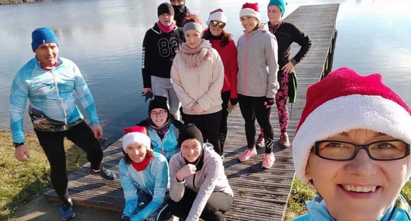 12 biegaczy dotrwało do końca