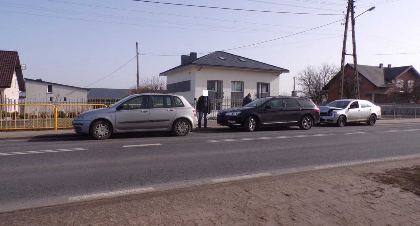 Spowodował kolizję trzech aut, wcześniej pił alkohol