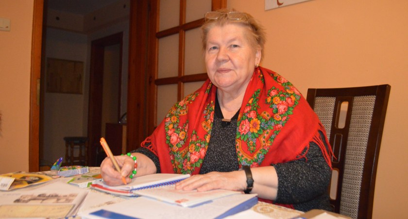 Jak trzeba zaśpiewa, jak trzeba napisze wiersz…
