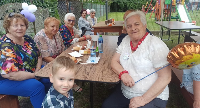 KGW w Bieniądzicach przygotowało festyn - bawili się mieszkańcy od maluszka do staruszka