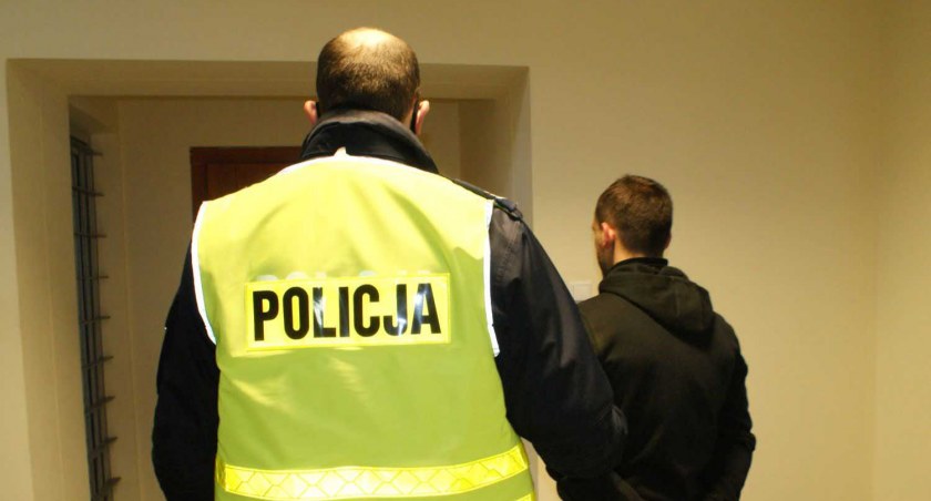 Odpowie za kolizję i kradzież