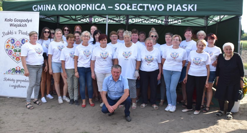 Impreza w Piaskach - świętowali z dwóch powodów 
