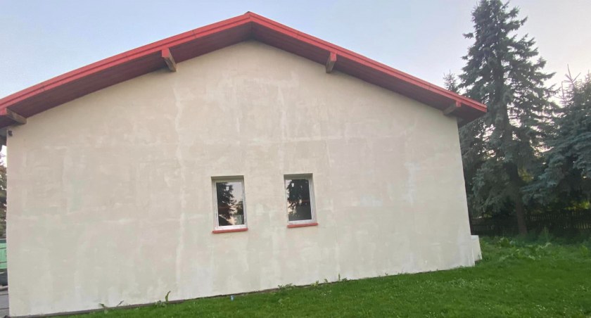 Remonty, remonciki - strażacy z Opojowic odnawiają swoją siedzibę