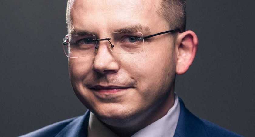 Ustawa Rychlika!? Lekarze do leczenia, pielęgniarki do szczepienia