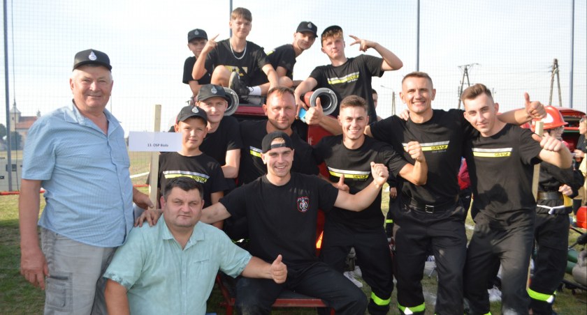 Strażaczki i strażacy pokazali swoją bojową i sportową sprawność 