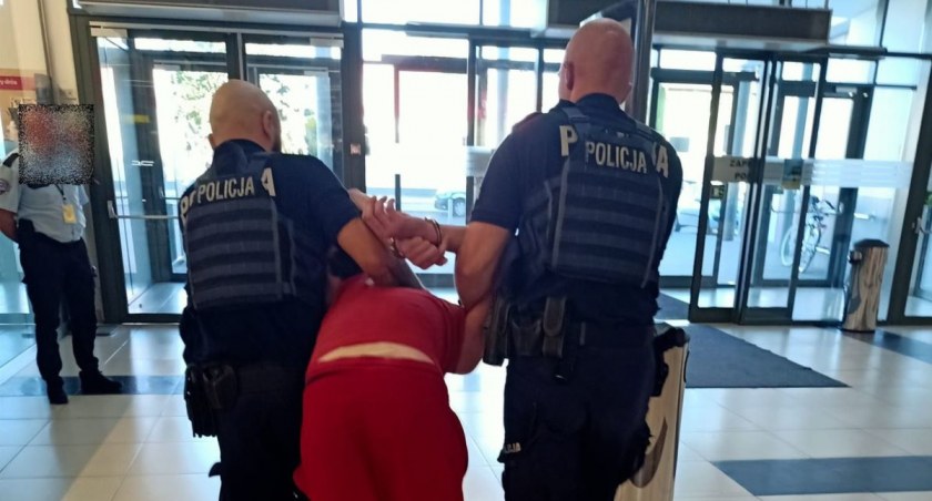 Złodziej perfum zatrzymany! To nie była jego pierwsza kradzież