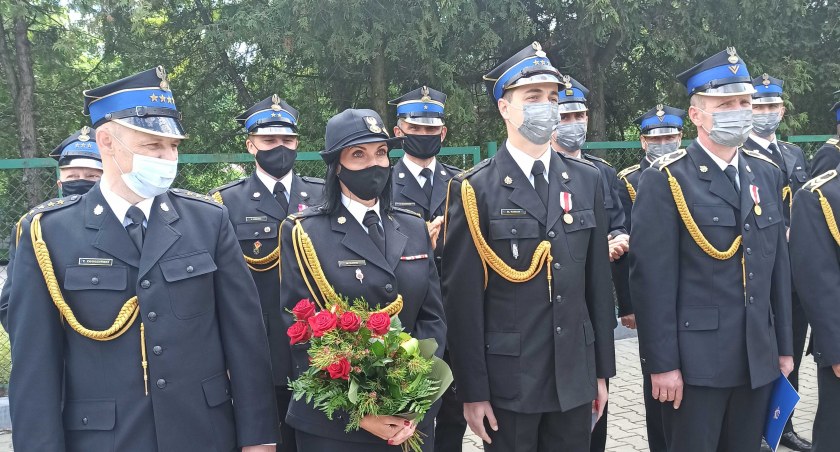 Zbiórka z wielką pompą