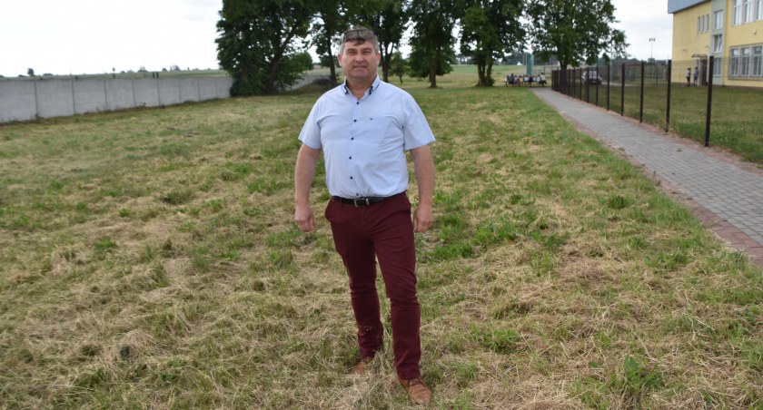 Zagospodarują przyszkolne boisko 