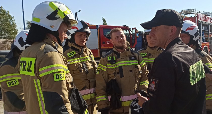 Manewry strażackie dla druhów OSP zorganizowała komenda PSP w Wieluniu