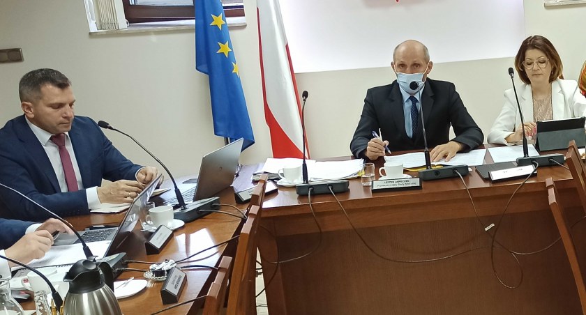 Apelują, aby pieniądze zostały u nich