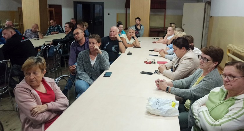 Maszt sieci komórkowej  w Młynisku – PLAY zabiera głos