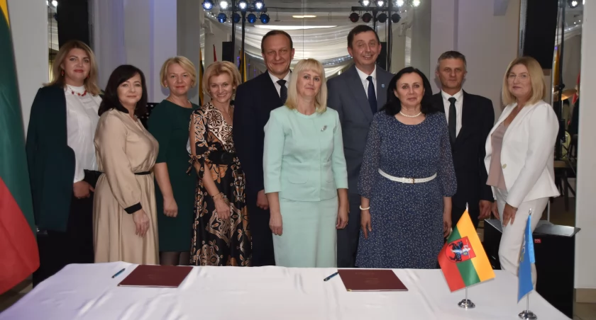 Gmina Wierzchlas i gmina Rukojnie podpisały porozumienie o współpracy