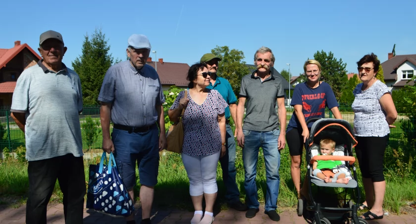 Do biedronki muszą przebiegać przez ruchliwą 