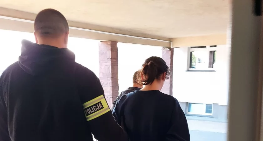 Siedziała pijana na torach. W domu miała niemal pół kilograma amfetaminy