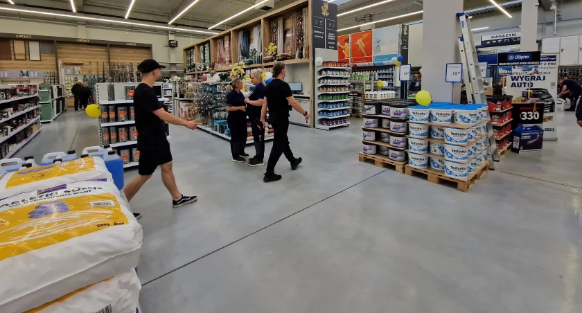 Sklep PSB Mrówka w Wieluniu już otwarty