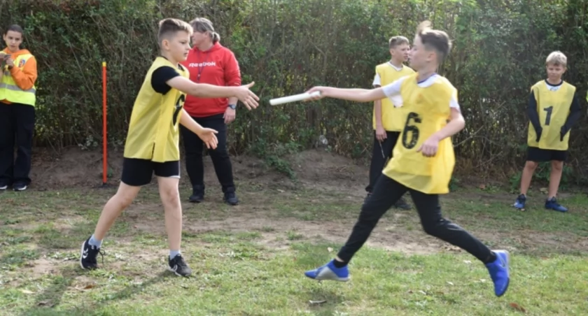 W sztafecie najlepsi uczniowie SP w Osjakowie 