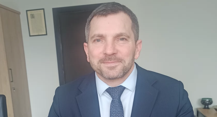 Budowa bazy rekreacyjno-sportowej w Parku 1000-lecia w Pajęcznie - oferty tańsze niż ostatnio