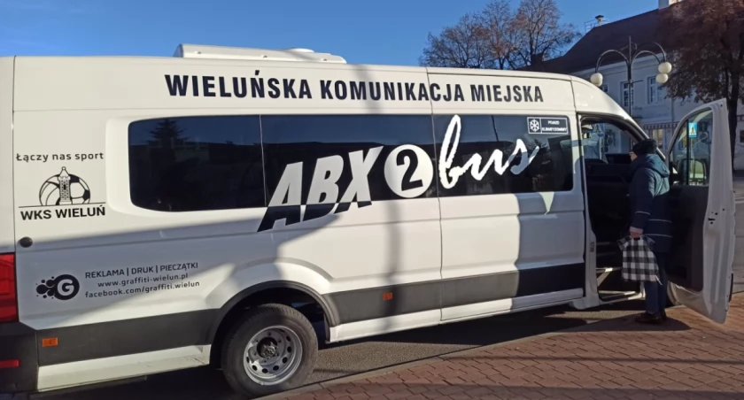 Autobusami na wybory - sprawdźcie rozkłady jazdy 