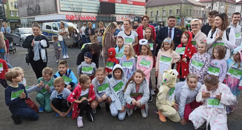 Charytatywna akcja w Wieluniu - będą biegać... w piżamach