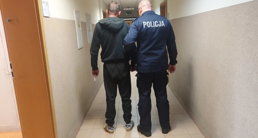 Pijany i z narkotykami - policjantom proponował łapówkę