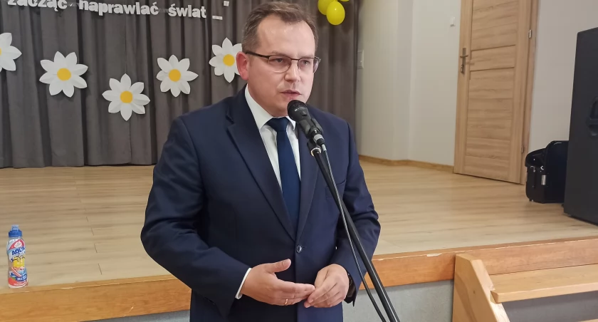 Rychlik ma kilkanaście tysięcy głosów – mieszkańcy powiatu wieluńskiego zagłosowali na krajana