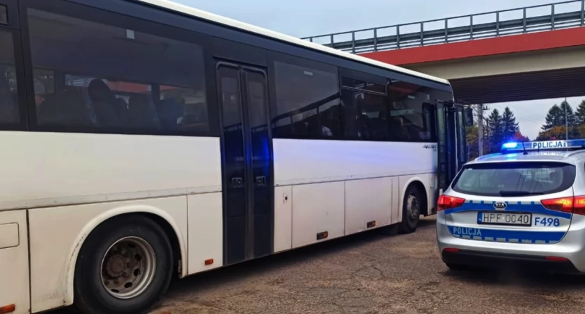 Pijany kierowca autobusu. W pojeździe było 51 osób!