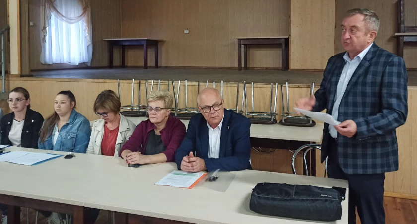 Odpady w Młynisku - postępowania się toczą, śmieci muszą zostać