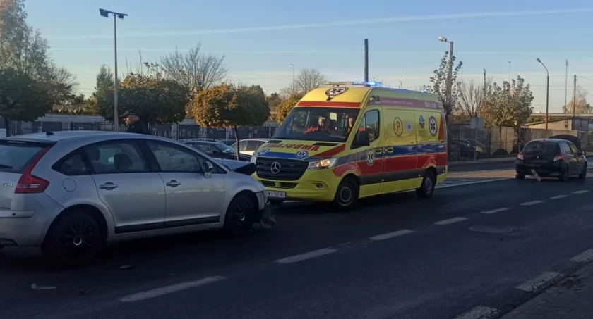 Do zdarzenia drogowego doszło w Wieluniu na ul. Warszawskiej