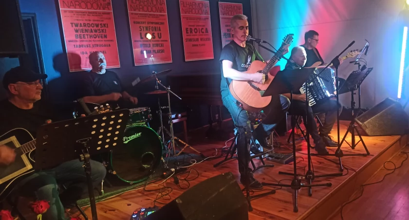 Kapela PSP zagrała w Wieluniu  - koncert dla Biało-Czerwonej