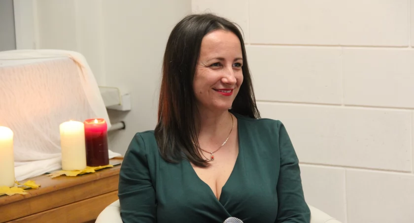 Spotkanie autorskie z Anną Kubarycz w Powiatowej Bibliotece Publicznej w Wieluniu