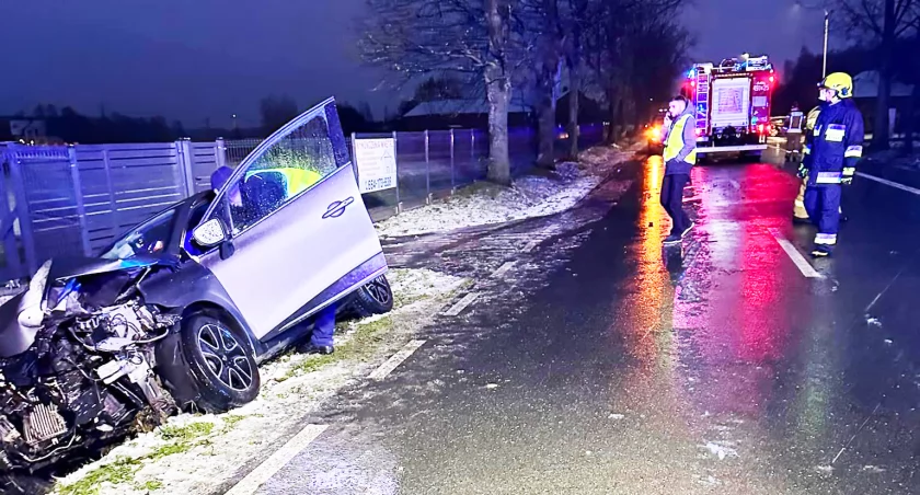 Ona, on i 1,5-roczna dziewczynka w szpitalu