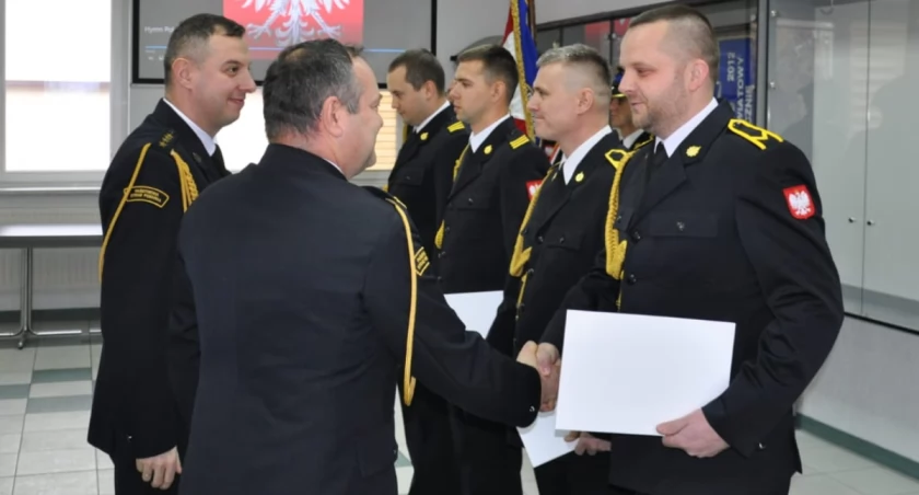 Awans funkcjonariuszy Powiatowej Straży Pożarnej w Pajęcznie 